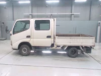 Toyota DYNA лот № 4124 оценка 3.5  с аукциона в Японии 3