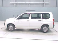 Toyota PROBOX лот № 30377 оценка 3.5  с аукциона в Японии 3
