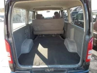 Toyota HIACE VAN лот № 30433 оценка 3.5  с аукциона в Японии 9