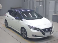 Nissan LEAF лот № 30420 оценка 4  с аукциона в Японии 4