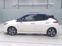 Nissan LEAF лот № 30420 оценка 4  с аукциона в Японии 3