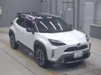 Toyota YARIS CROSS лот № 30388 оценка 3.5  с аукциона в Японии 4