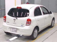 Nissan MARCH лот № 30441 оценка 3.5  с аукциона в Японии 1