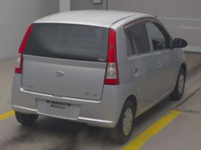 Daihatsu MIRA  с аукциона в Японии