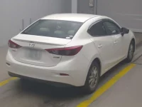 Mazda AXELA лот № 53 оценка R  с аукциона в Японии 1