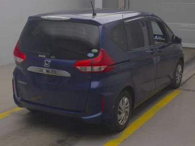 Honda FREED  с аукциона в Японии