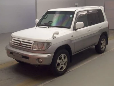 Mitsubishi PAJERO IO  с аукциона в Японии