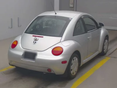 Volkswagen NEW BEETLE