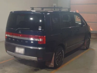 Mitsubishi DELICA D5  с аукциона в Японии