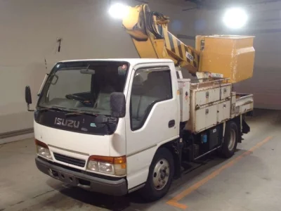 Isuzu ELF