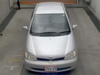 Toyota PLATZ лот № 3022 оценка 4  с аукциона в Японии 5