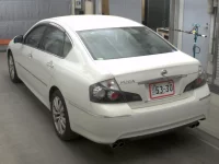 Nissan FUGA лот № 2004 оценка 3.5  с аукциона в Японии 1