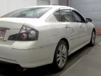 Nissan FUGA лот № 2004 оценка 3.5  с аукциона в Японии 4