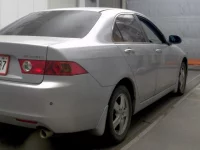 Honda ACCORD лот № 4002 оценка 4  с аукциона в Японии 3