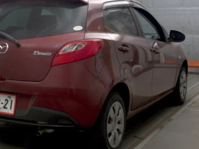 Mazda DEMIO