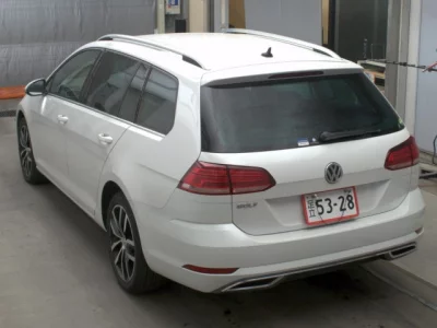 Volkswagen GOLF VARIANT