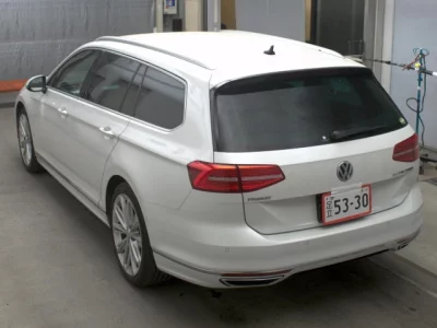 Volkswagen PASSAT VARIANT