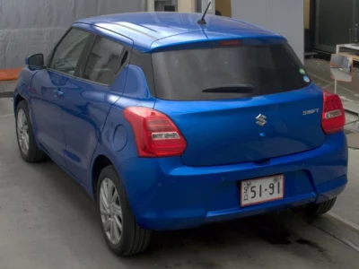 Suzuki SWIFT
