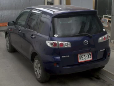 Mazda DEMIO  с аукциона в Японии