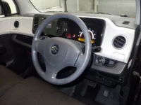 Suzuki MRWAGON лот № 3069 оценка 3.5  с аукциона в Японии 2