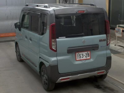 Suzuki SPACIA GEAR  с аукциона в Японии