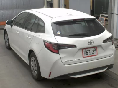 Toyota COROLLA TOURING  с аукциона в Японии