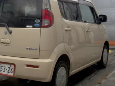 Suzuki MRWAGON