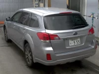 Subaru LEGACY OUTBACK лот № 2070 оценка 4  с аукциона в Японии 1
