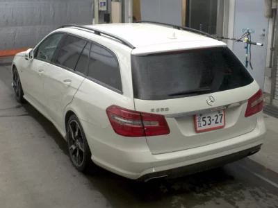 Mercedes-Benz E CLASS WAGON