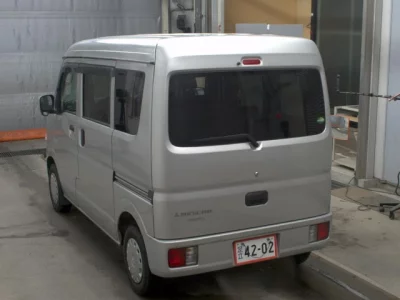 Mitsubishi MINICAB VAN