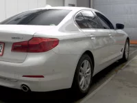 BMW 5-Series лот № 2073 оценка 4  с аукциона в Японии 4