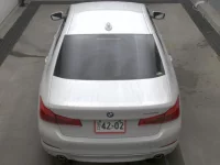 BMW 5-Series лот № 2073 оценка 4  с аукциона в Японии 6