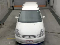 Honda STREAM лот № 4051 оценка 3.5  с аукциона в Японии 4