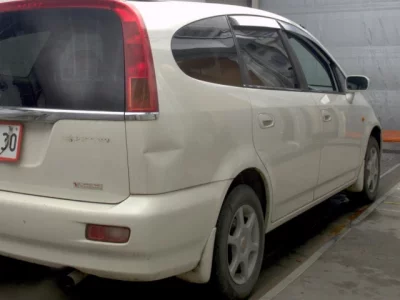 Honda STREAM  с аукциона в Японии