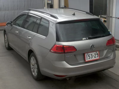 Volkswagen GOLF VARIANT