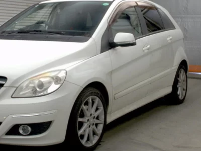 Mercedes-Benz B CLASS