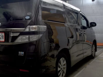 Toyota VELLFIRE  с аукциона в Японии