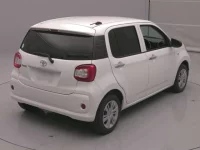 Toyota PASSO лот № 2109 оценка 4  с аукциона в Японии 1