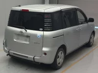 Toyota SIENTA лот № 8006 оценка RA  с аукциона в Японии 1