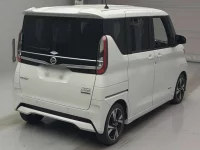 Nissan ROOX лот № 3007 оценка 4  с аукциона в Японии 1