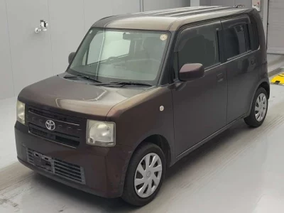 Toyota PIXIS SPACE