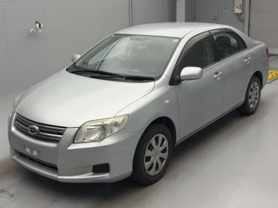 Toyota COROLLA AXIO  с аукциона в Японии