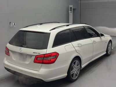 Mercedes-Benz E CLASS WAGON