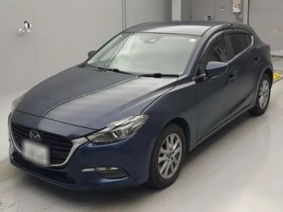 Mazda AXELA  с аукциона в Японии