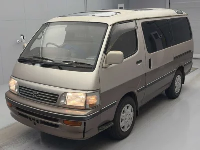 Toyota HIACE  с аукциона в Японии