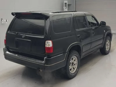 Toyota HILUX SURF  с аукциона в Японии