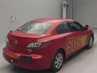 Mazda AXELA лот № 9025 оценка 4  с аукциона в Японии 1