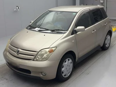 Toyota IST