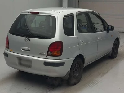 Toyota COROLLA SPACIO