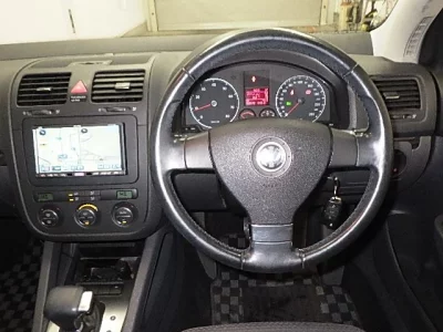 Volkswagen GOLF  с аукциона в Японии